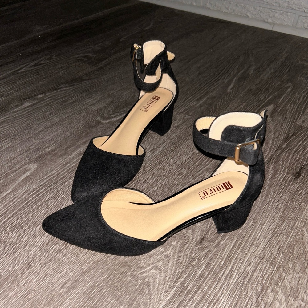 J Jill Black Kitten Heels with Gold Strap